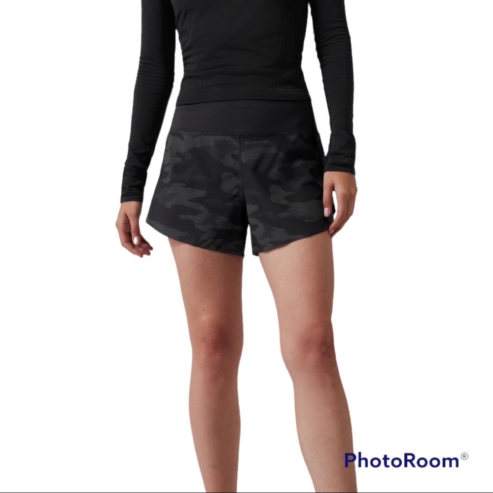 NEW Athleta Black Run With It Reflective Shorts